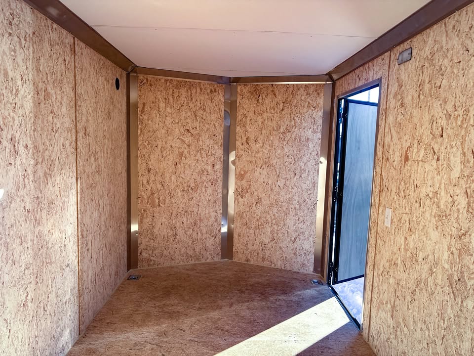 Quake 7x16 | 84" Interior Height - Image 4