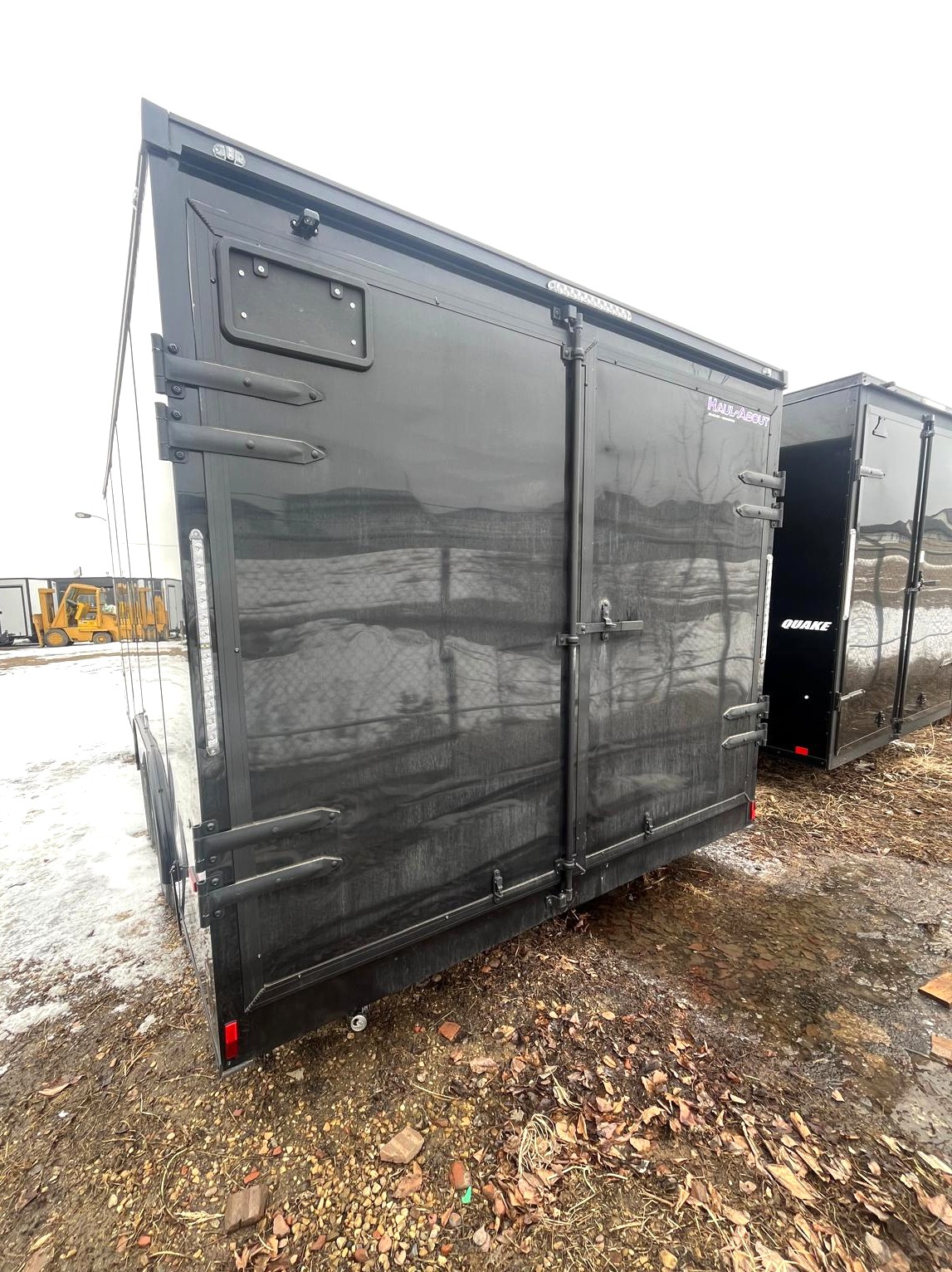 2026-Cougar-8.5x16-Barn-Doors-7183-photo