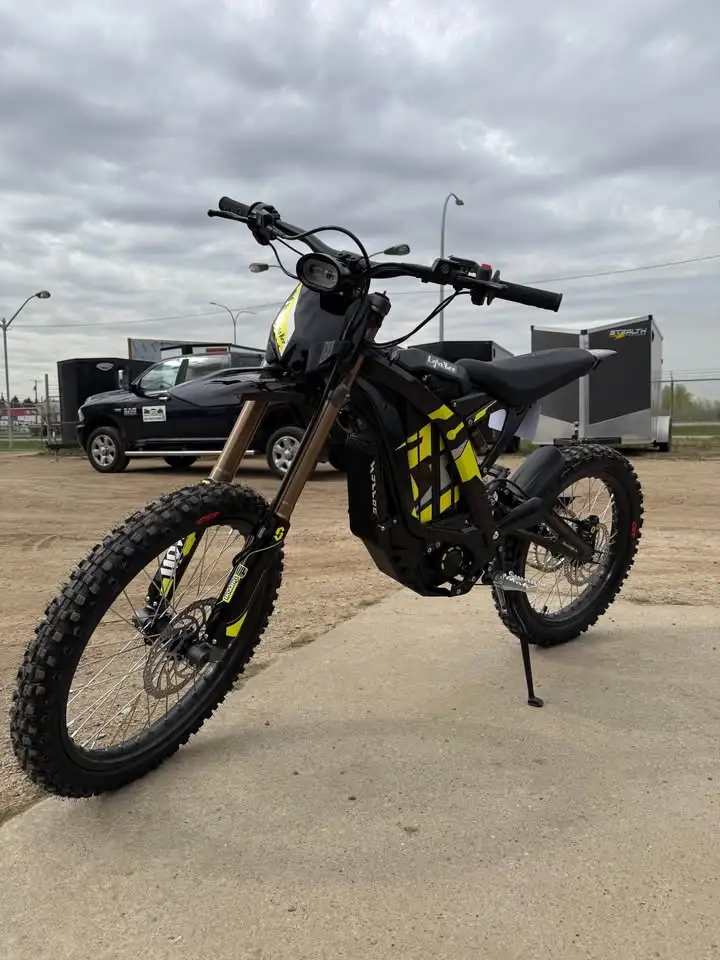 2025 Surron Light Bee X for sale in edmonton