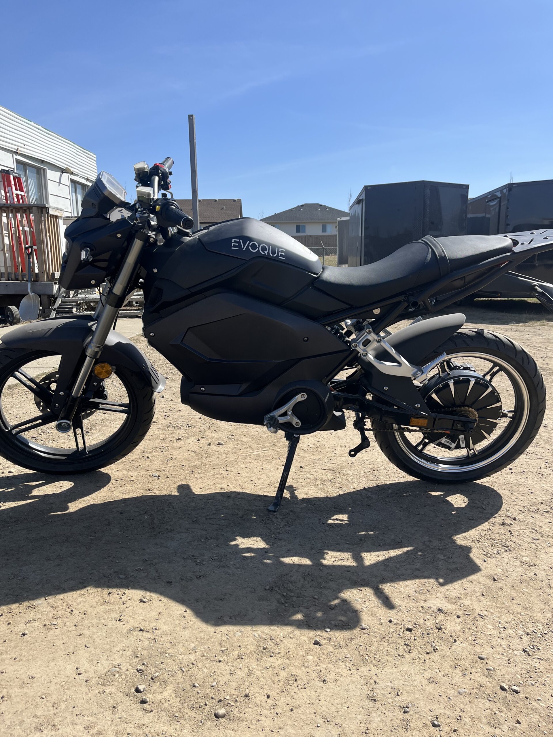 2025 Evoque E-tron Electric Motorcycle - Image 5