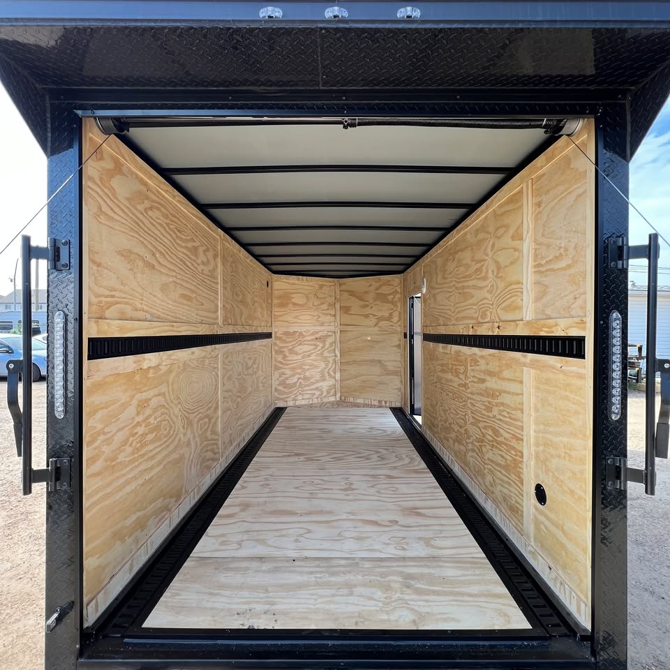 Red 2026 7x14 w/ e-track for sale in edmonton