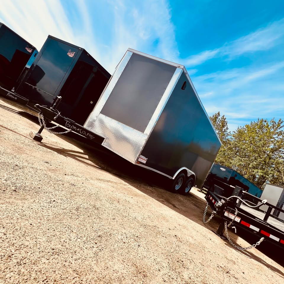 2026 8.5×16 Enclosed Cargo Trailer - Image 2