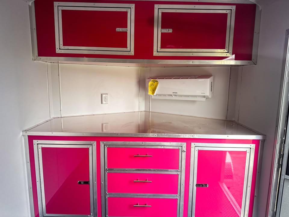 2026 Custom Dog Grooming Trailer - Image 4