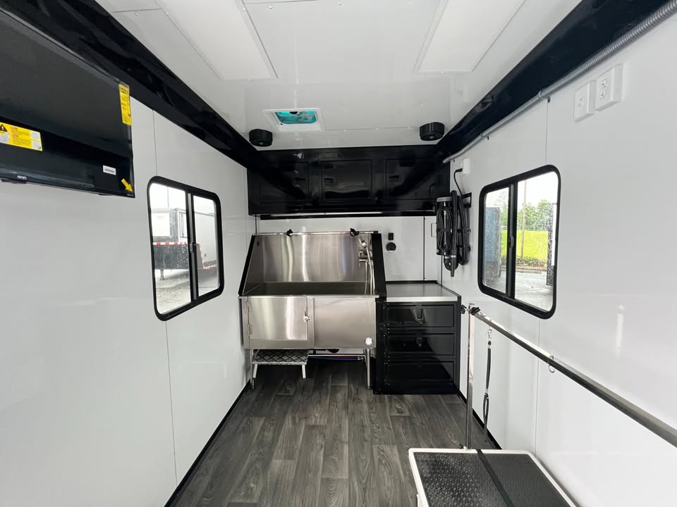 2026 Custom Dog Grooming Trailers - Image 11