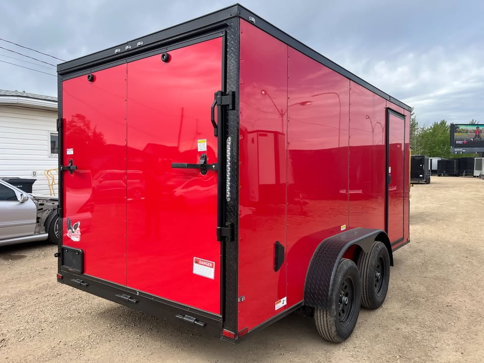 2026 7x14 Enclosed Trailer Cargo Trailer red + blackout