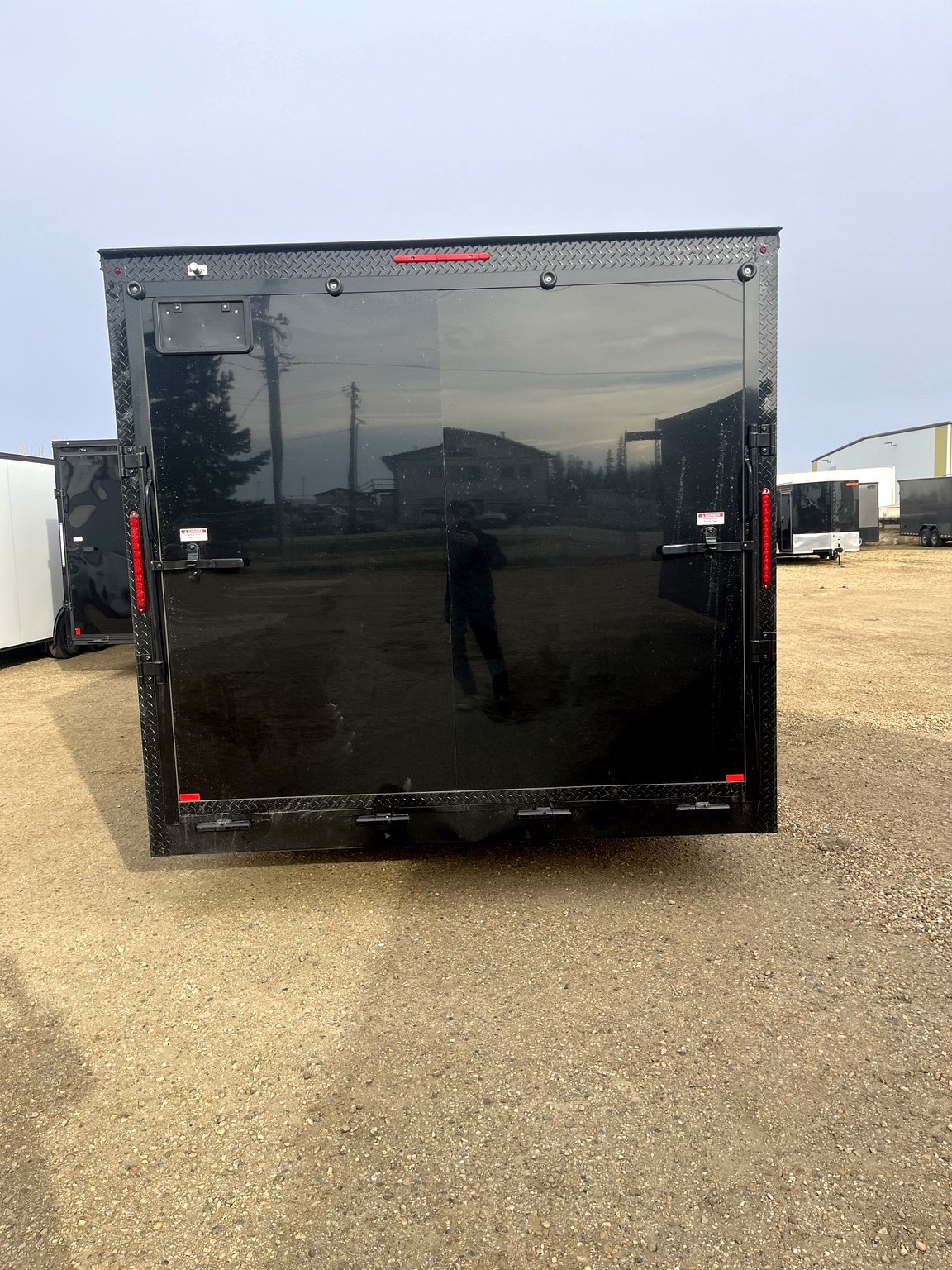 Canadian Made 8.5x22 | 10k GVWR Blackout Trim - Image 3